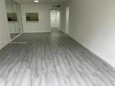 9410 Tangerine Pl # 203, Davie FL 33324 photo 3