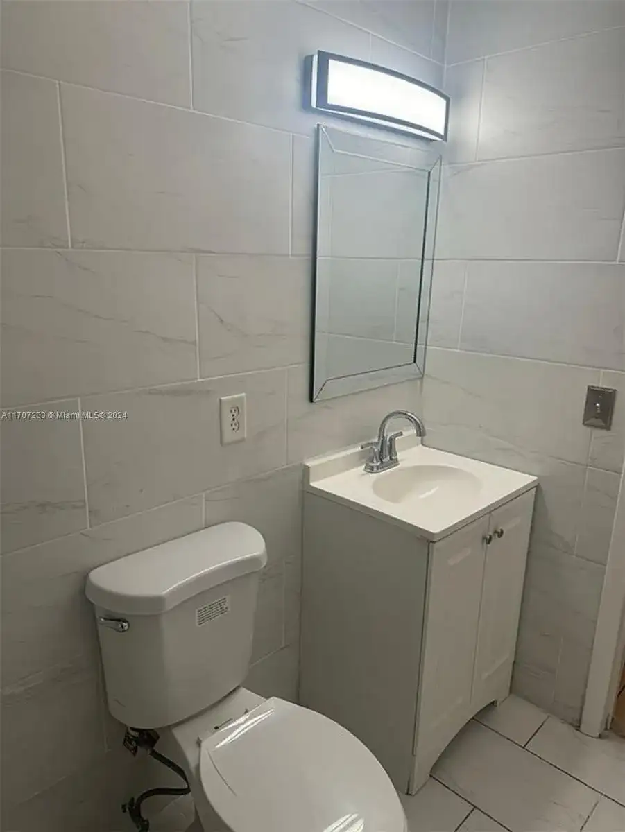 9453 SW 76th St # S7, Miami FL 33173 photo 3