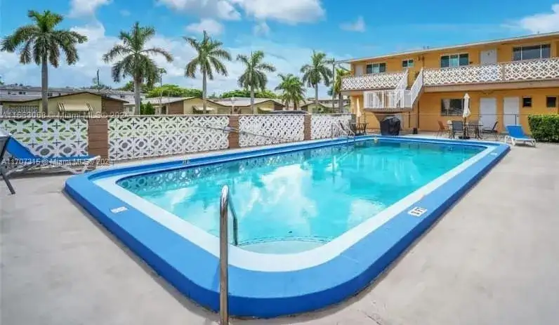 3525 Polk St # 5, Hollywood FL 33021 photo 4