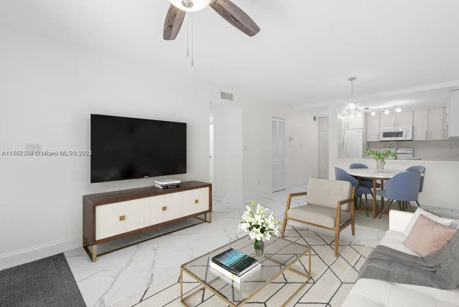 18330 Mediterranean Blvd # 23, Hialeah FL 33015 photo 3