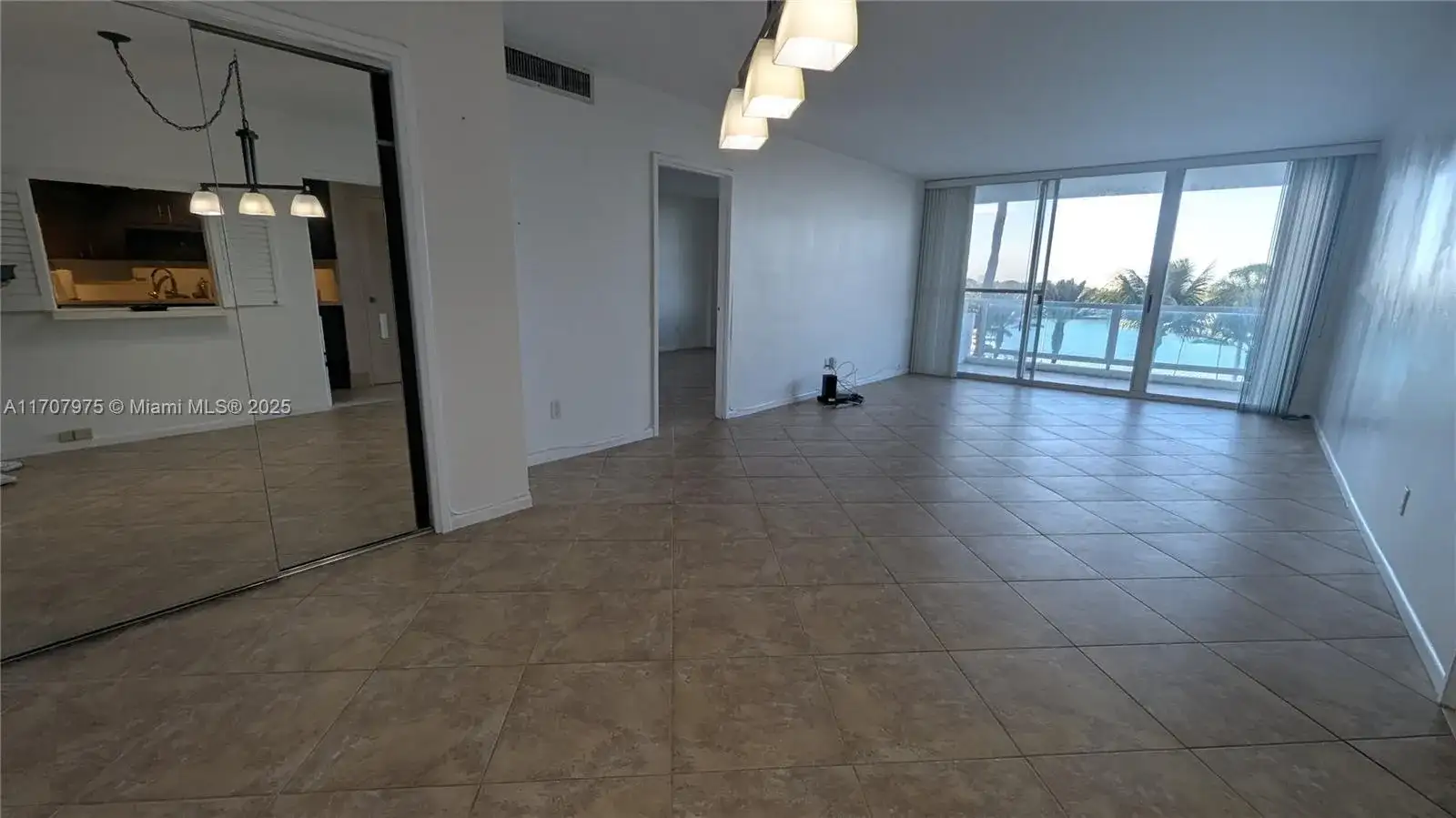 5161 Collins Ave # 607, Miami Beach FL 33140 photo 5