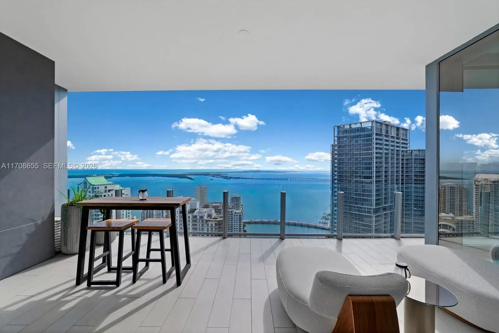 300 Biscayne Blvd Way # 4703, Miami FL 33131 photo 5
