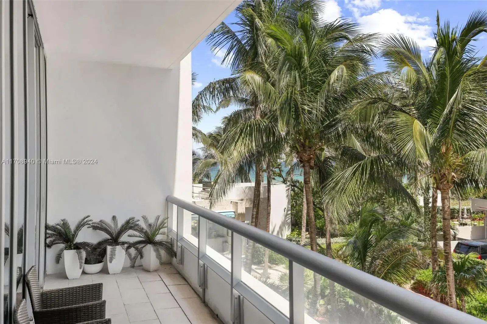 6799 Collins Ave # 207, Miami Beach FL 33141 photo 2
