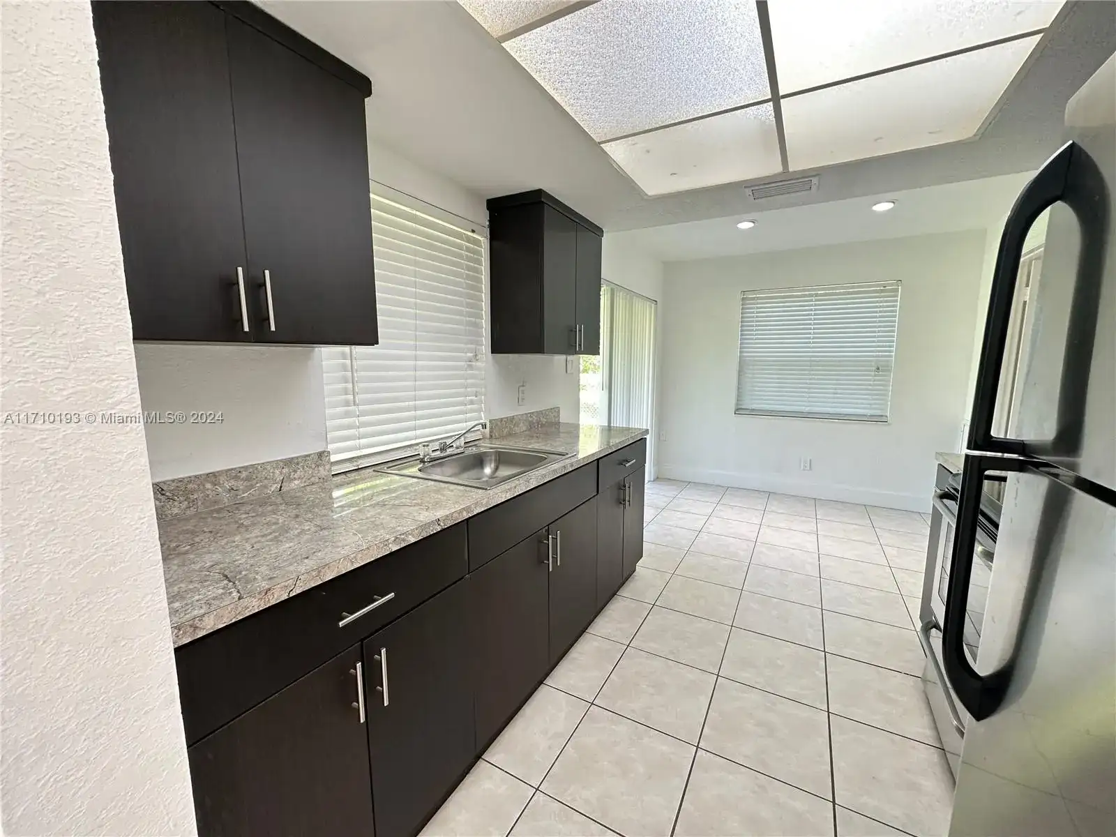 2641 NW 47th Ave, Lauderhill FL 33313 photo 3