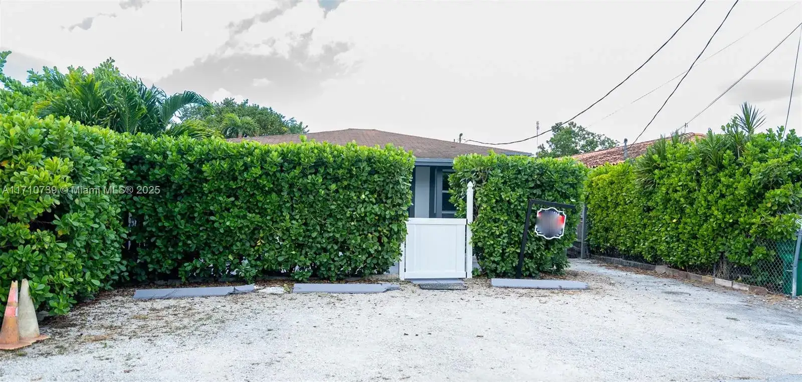 2230 SW 60th Ct, Miami FL 33155 photo 3