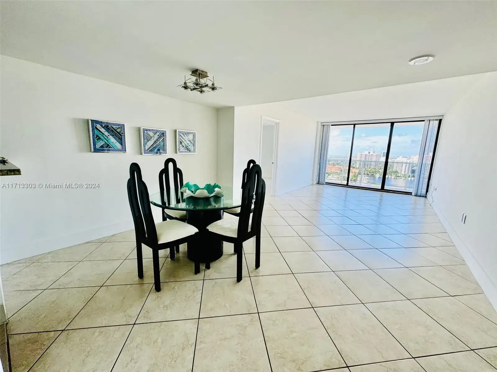 3625 N Country Club Dr # 2010, Aventura FL 33180 photo 3