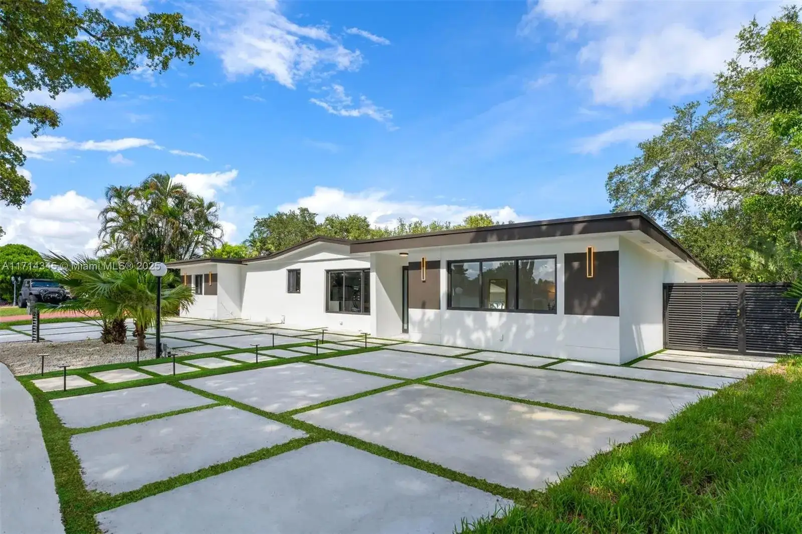 8515 SW 97th Rd, Miami FL 33173 photo 3