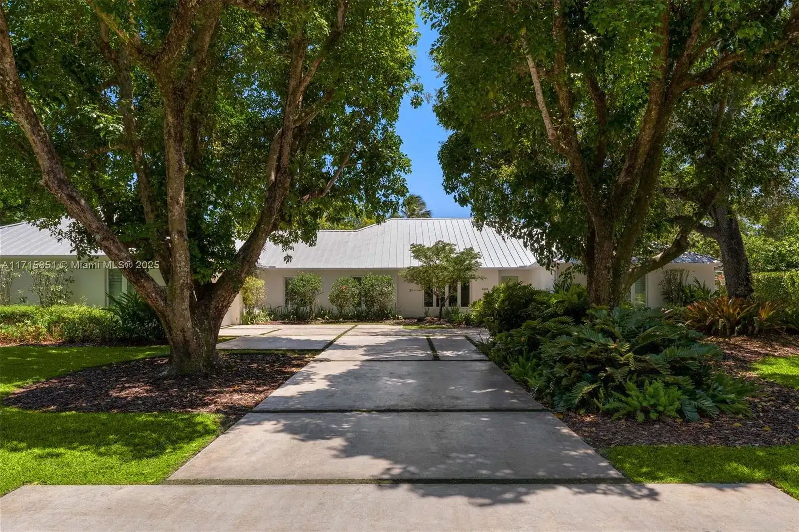 6424 SW 109th St, Pinecrest FL 33156 photo 4