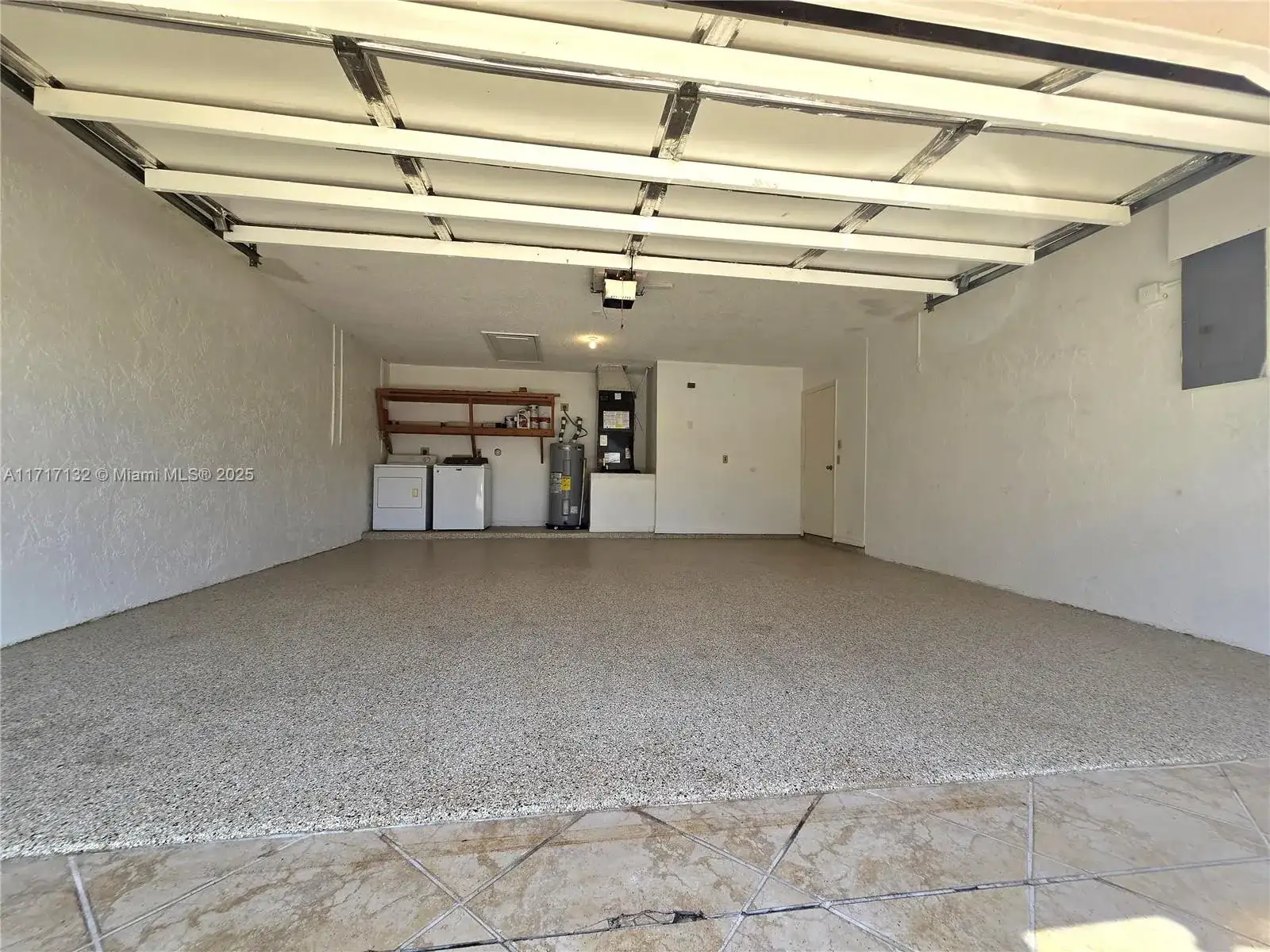 5065 N Foxhall Dr N, West Palm Beach FL 33417 photo 3