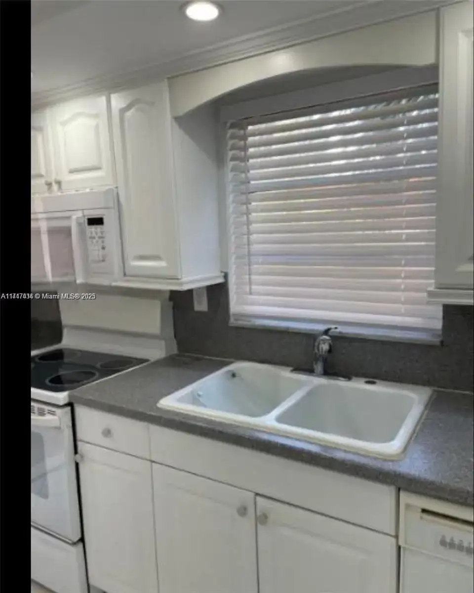 1020 94th St # 203, Bay Harbor Islands FL 33154 photo 3