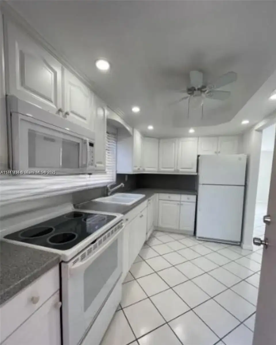 1020 94th St # 203, Bay Harbor Islands FL 33154 photo 4