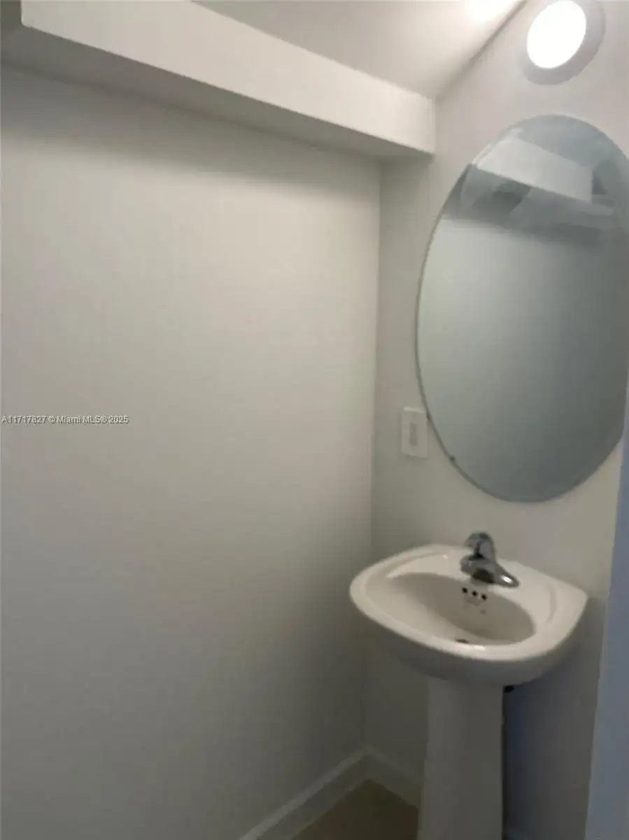 12623 NW 24th Ave # 12623, Miami FL 33167 photo 2