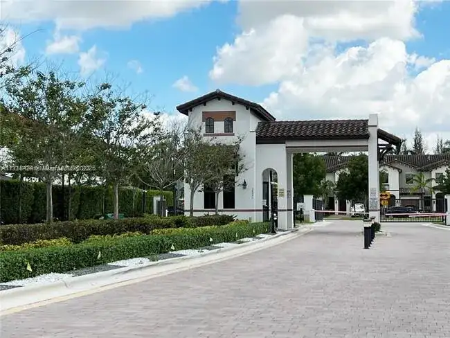 10600 NW 88th St # 202, Doral FL 33178 photo 2