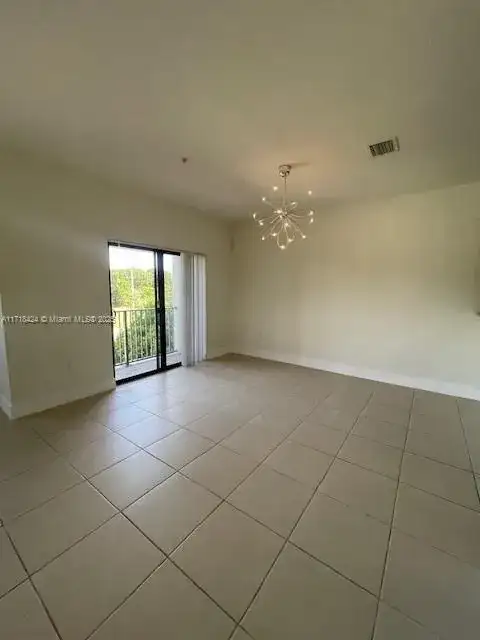 10600 NW 88th St # 202, Doral FL 33178 photo 5