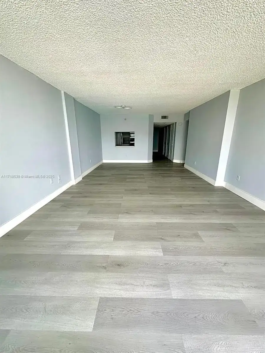 20840 San Simeon Way # 305, Miami FL 33179 photo 4