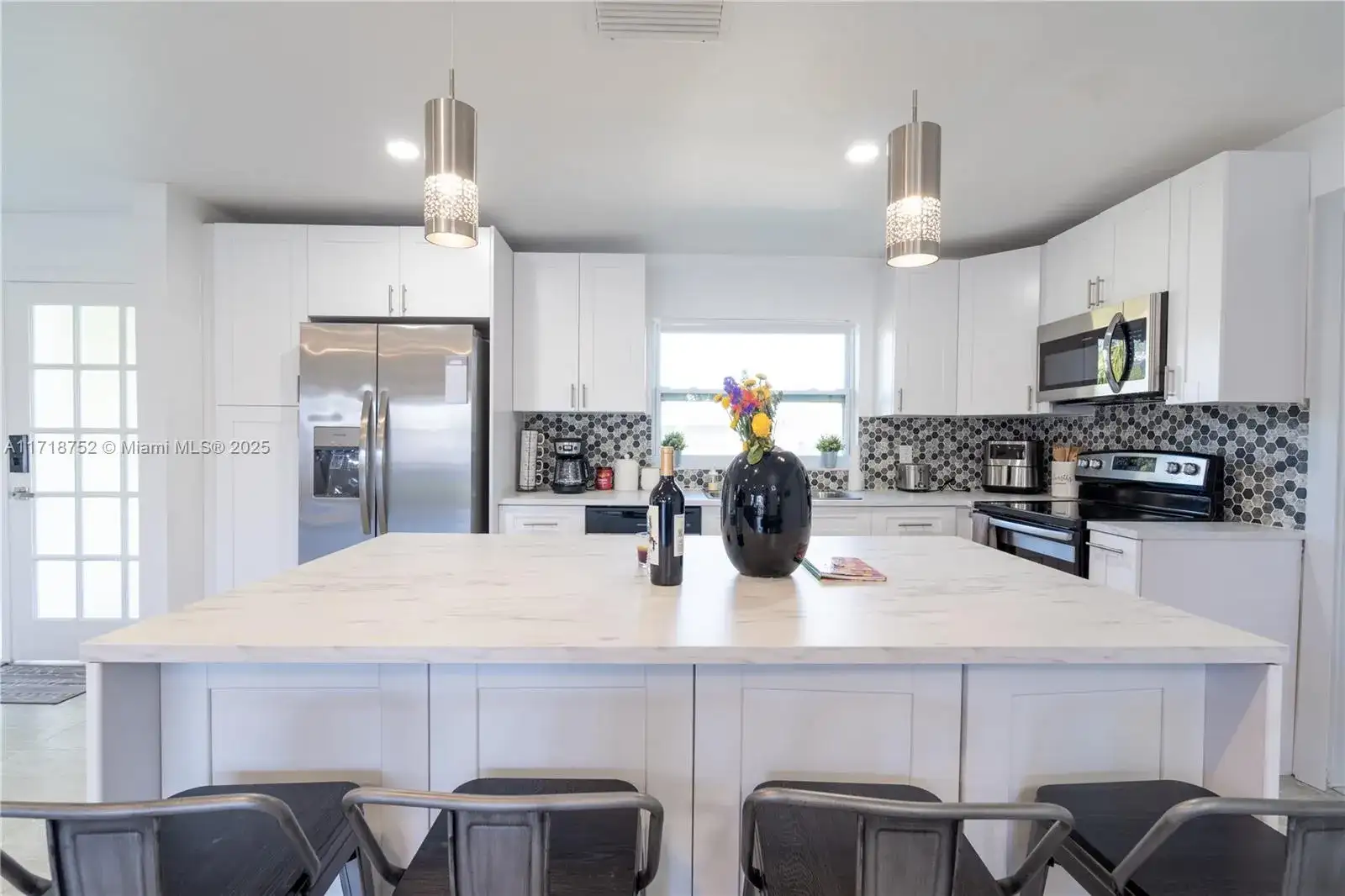 244 SE 45th St, Cape Coral FL 33904 photo 2