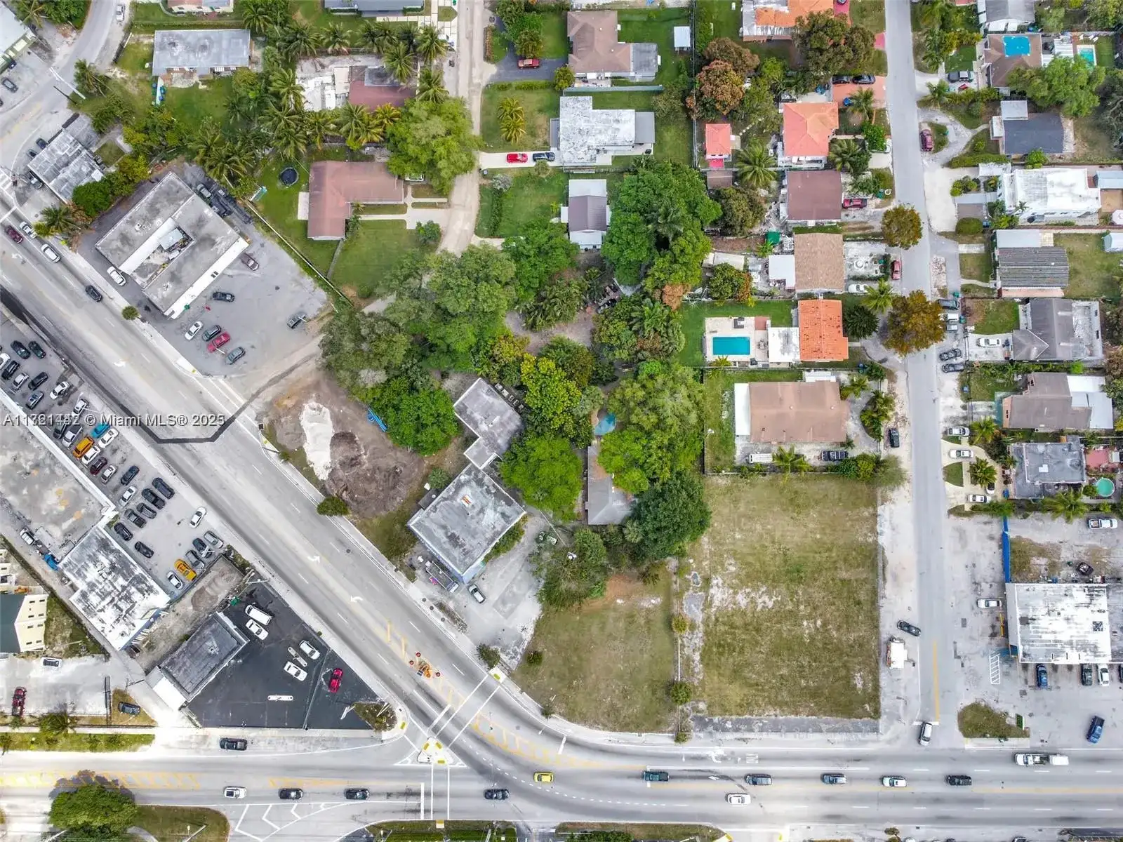 11801 W Dixie Hwy, Miami FL 33161 photo 5