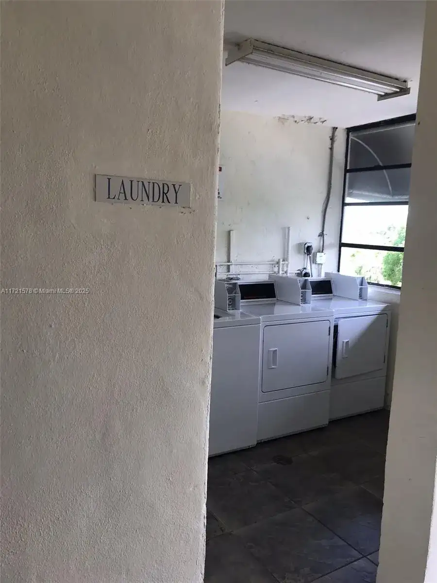 2701 Riverside Dr # B, Coral Springs FL 33065 photo 5