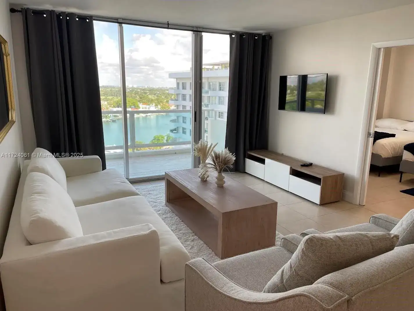 5151 Collins Ave # 1722, Miami Beach FL 33140 photo 2