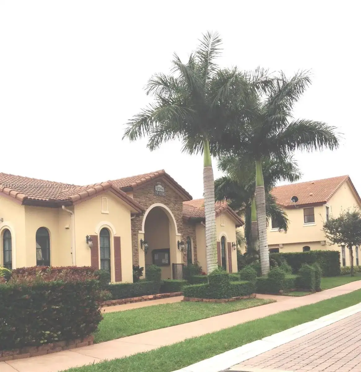 3263 NW 102nd Pl # 3263, Doral FL 33172 photo 3