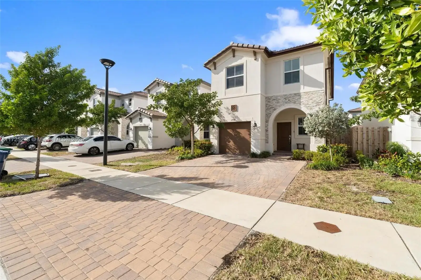 2357 NW 130th St, Miami FL 33167 photo 2