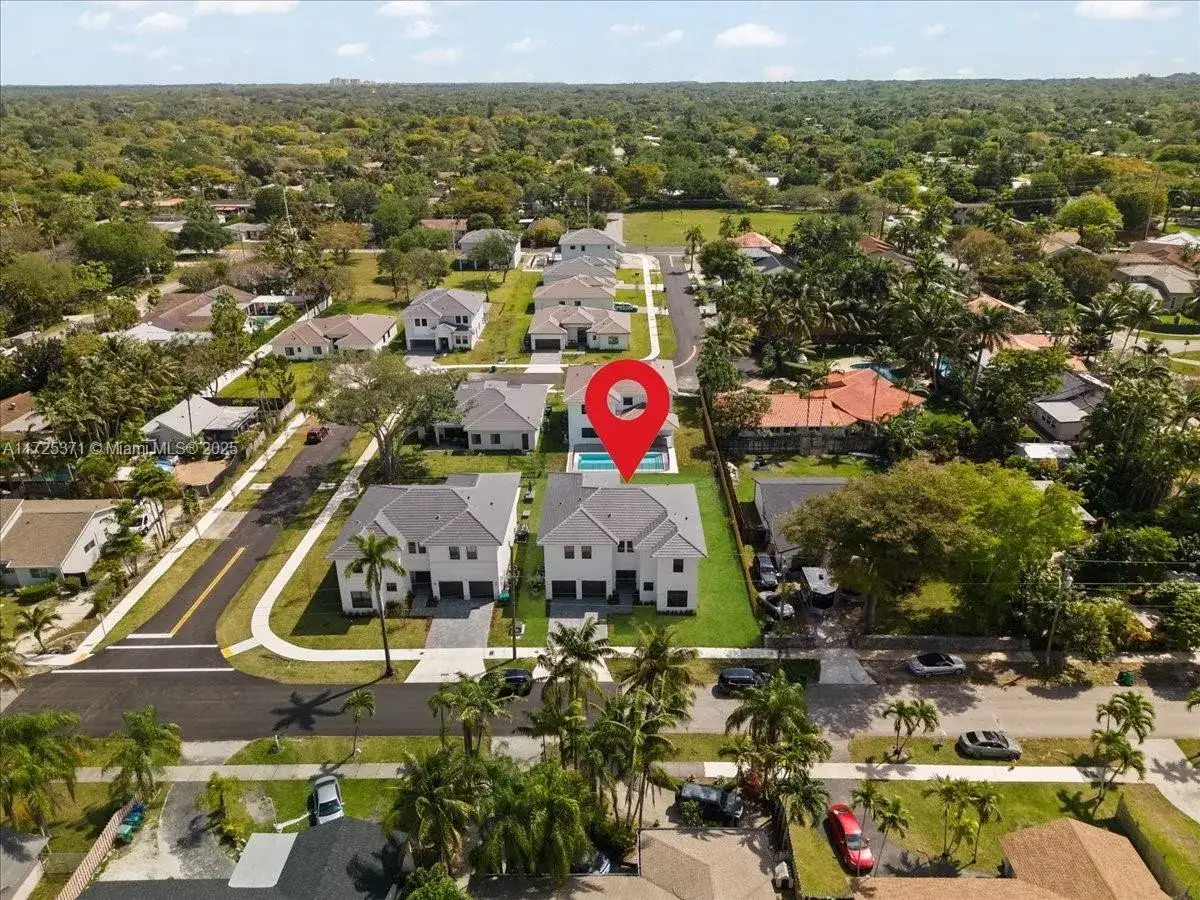 15875 SW 90th Ave, Palmetto Bay FL 33157 photo 3