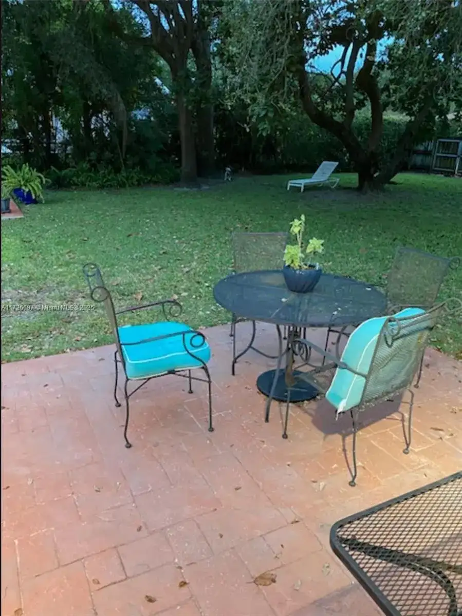 6981 SW 58th St, Miami FL 33143 photo 4