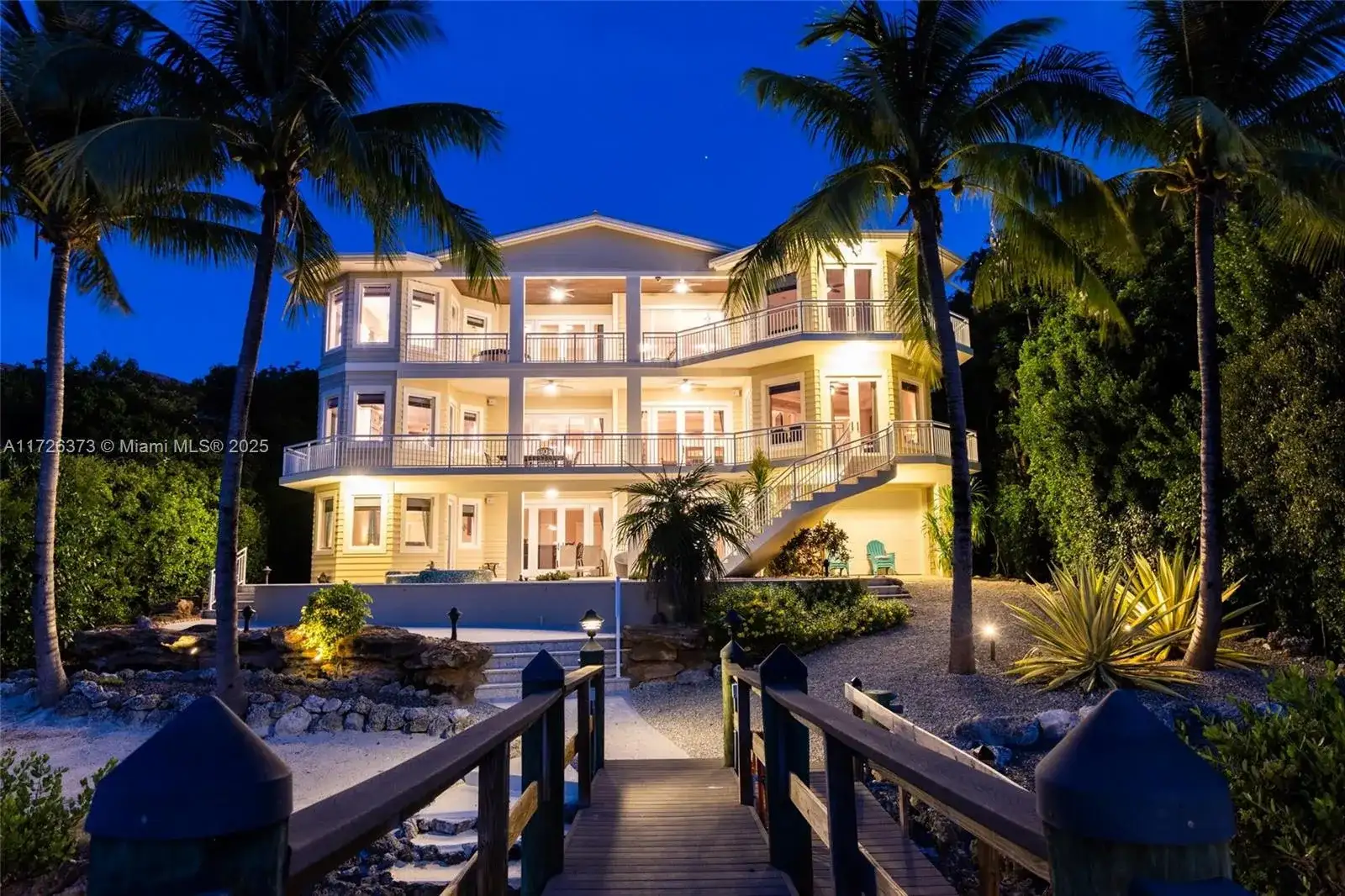 104 Coastal Dr, Key Largo FL 33037 photo 2