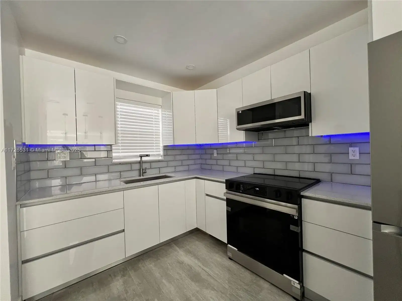 6080 NW 44th St # 314, Lauderhill FL 33319 photo 5