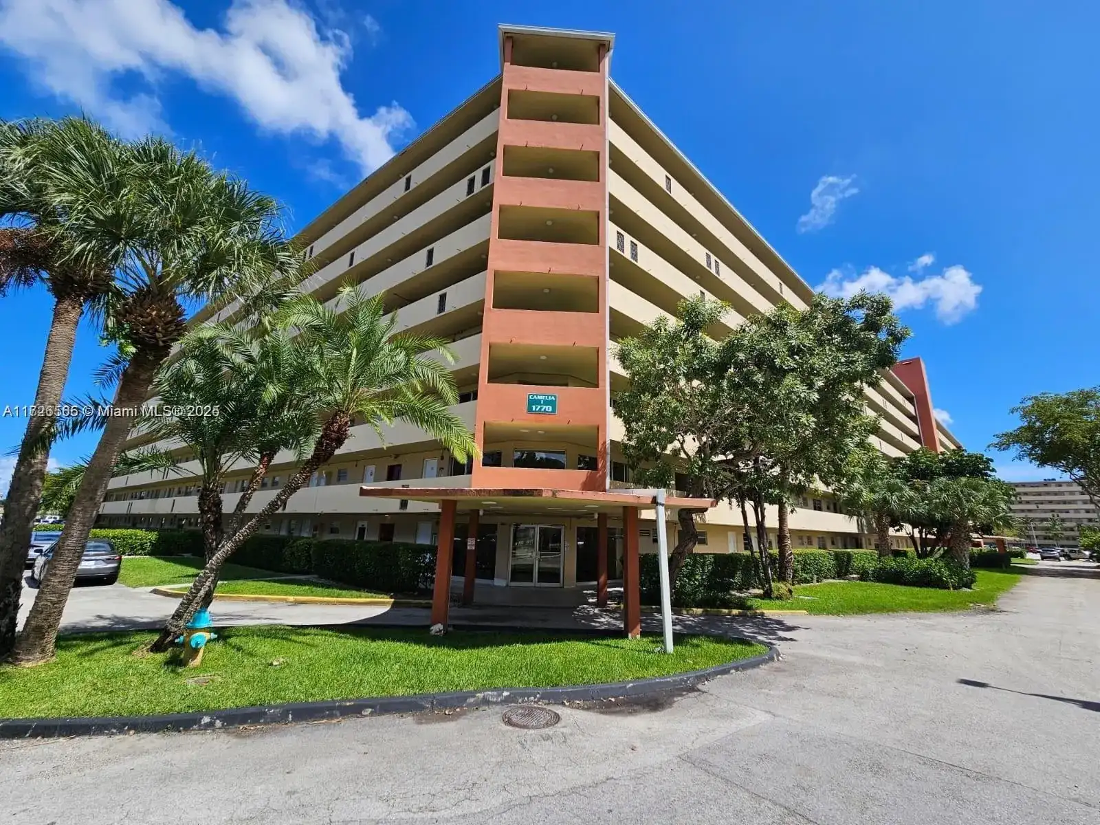 1770 NE 191st St # 1, Miami FL 33179 photo 4
