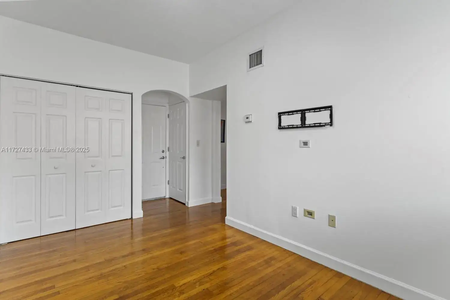 223 Calabria Ave # 9, Coral Gables FL 33134 photo 4