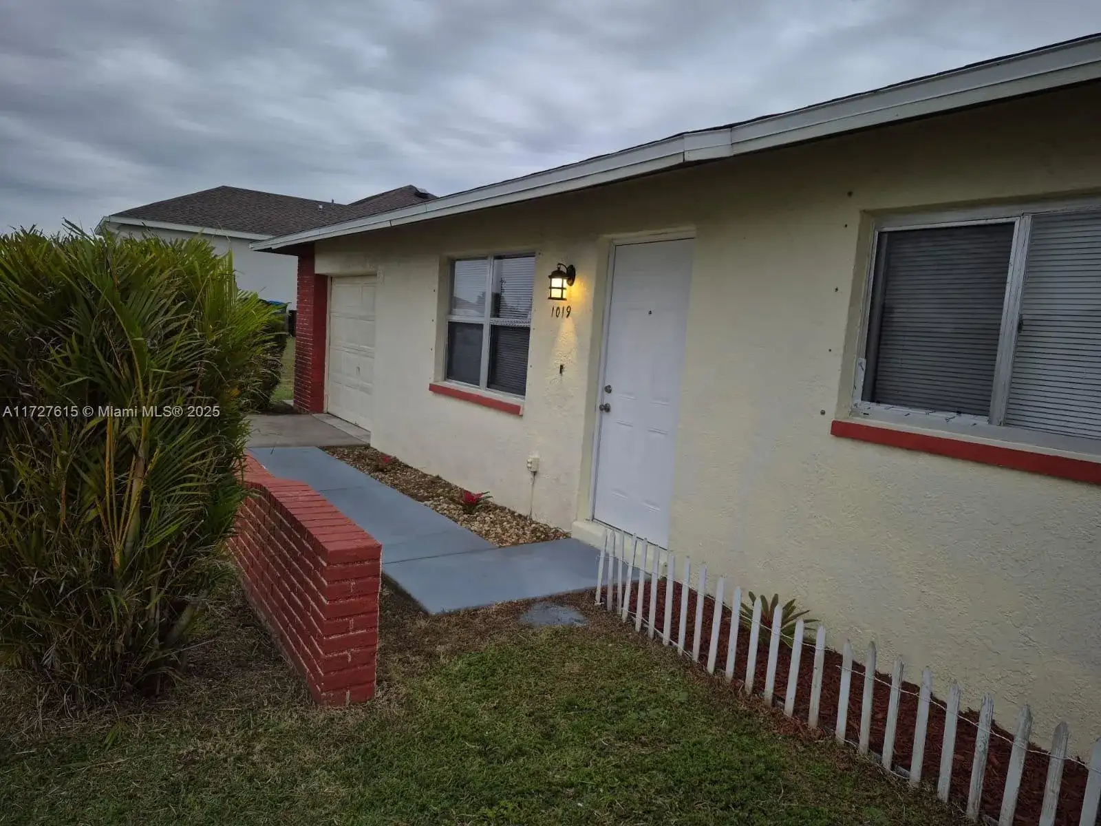 1019 NW 7TH PLACE, Cape Coral FL 33993 photo 3