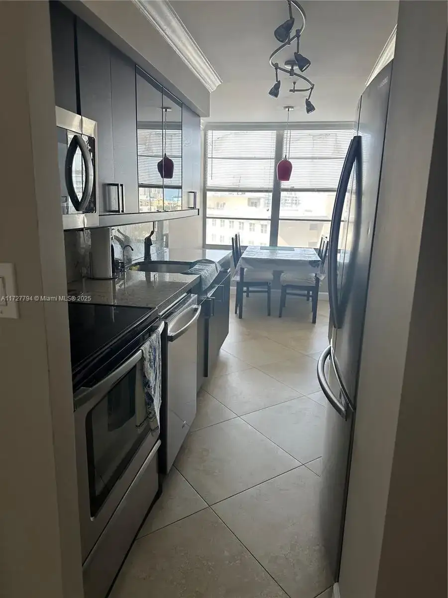 231 174th St # 902, Sunny Isles Beach FL 33160 photo 3