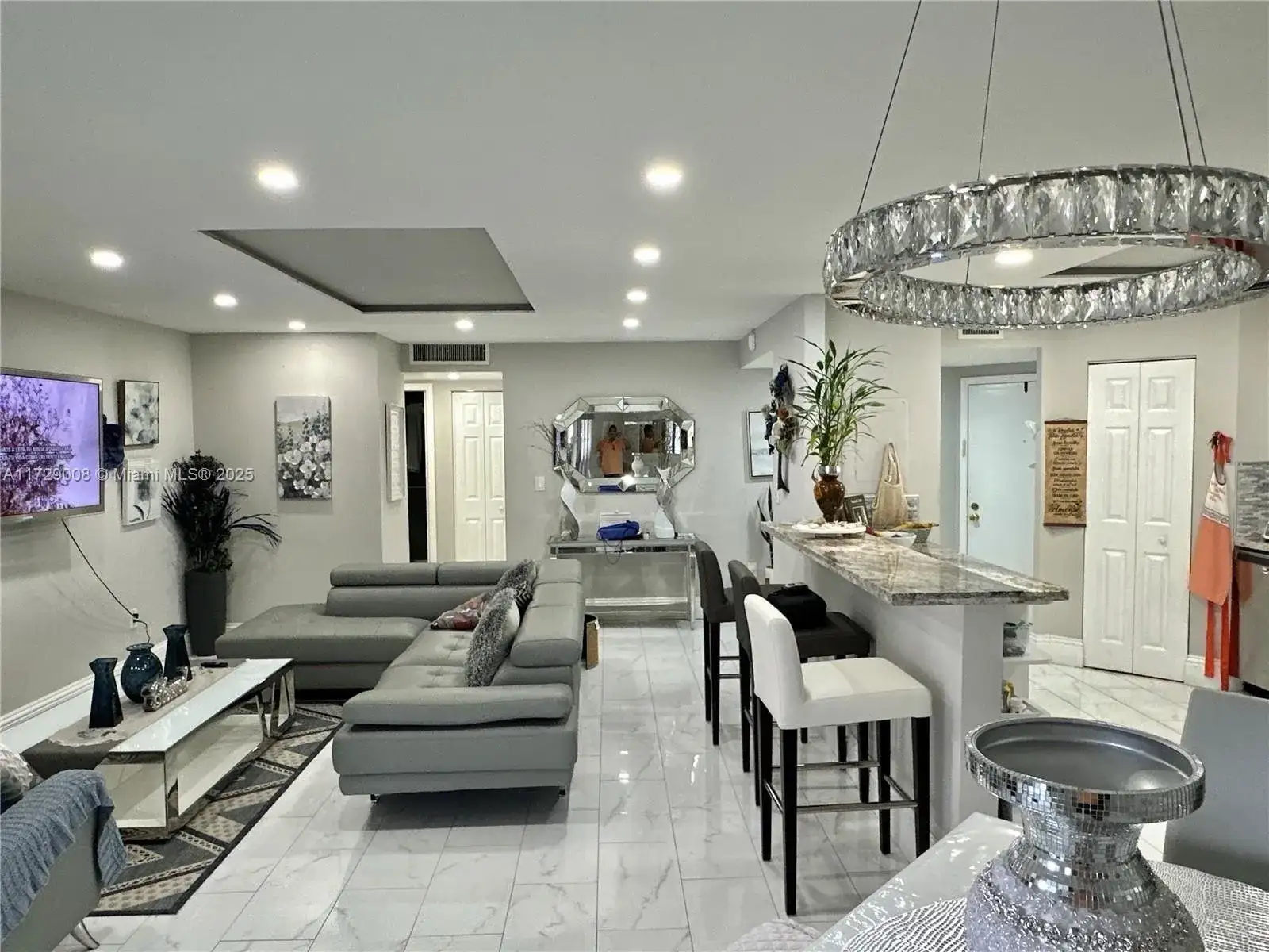 6655 W Broward Blvd # 201, Plantation FL 33317 photo 2