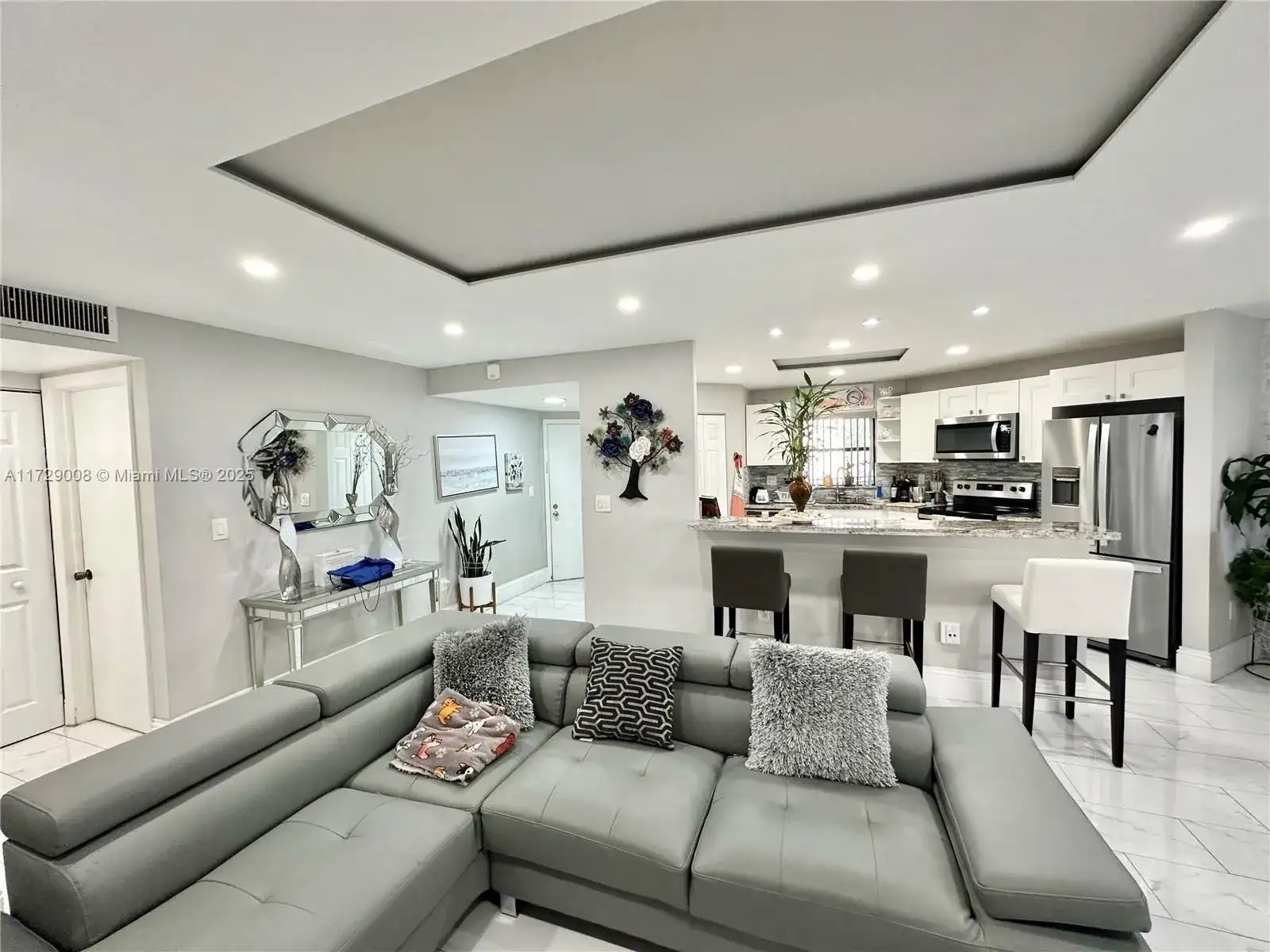 6655 W Broward Blvd # 201, Plantation FL 33317 photo 3