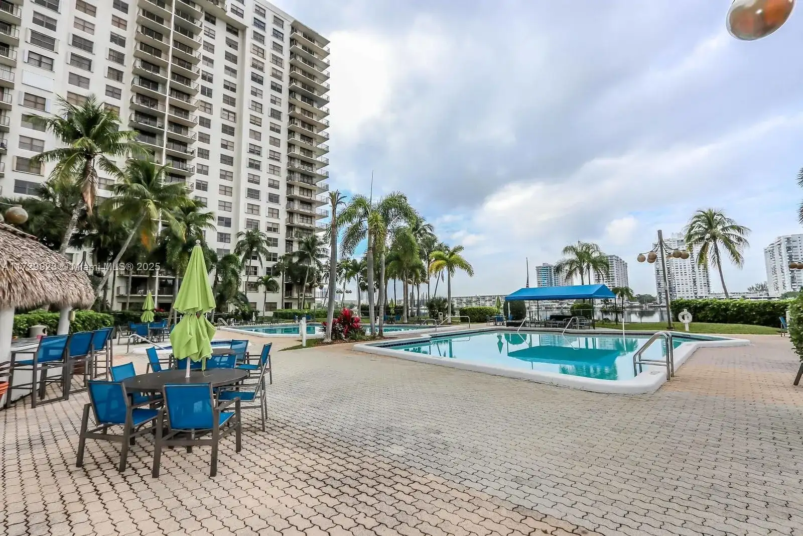 18181 NE 31st Ct # 1703, Aventura FL 33160 photo 2