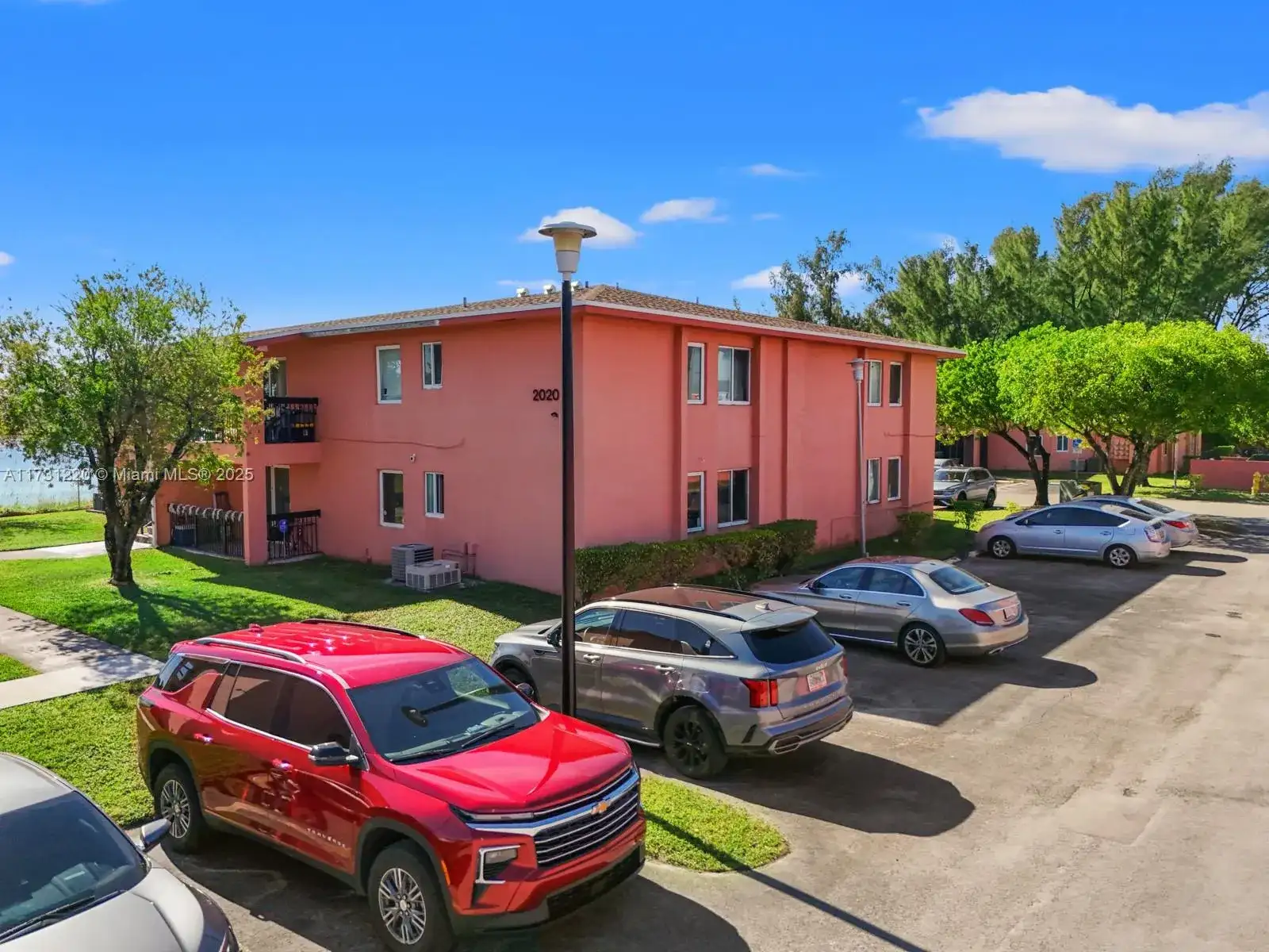 2020 NW 119th St # 1122, Miami FL 33167 photo 4