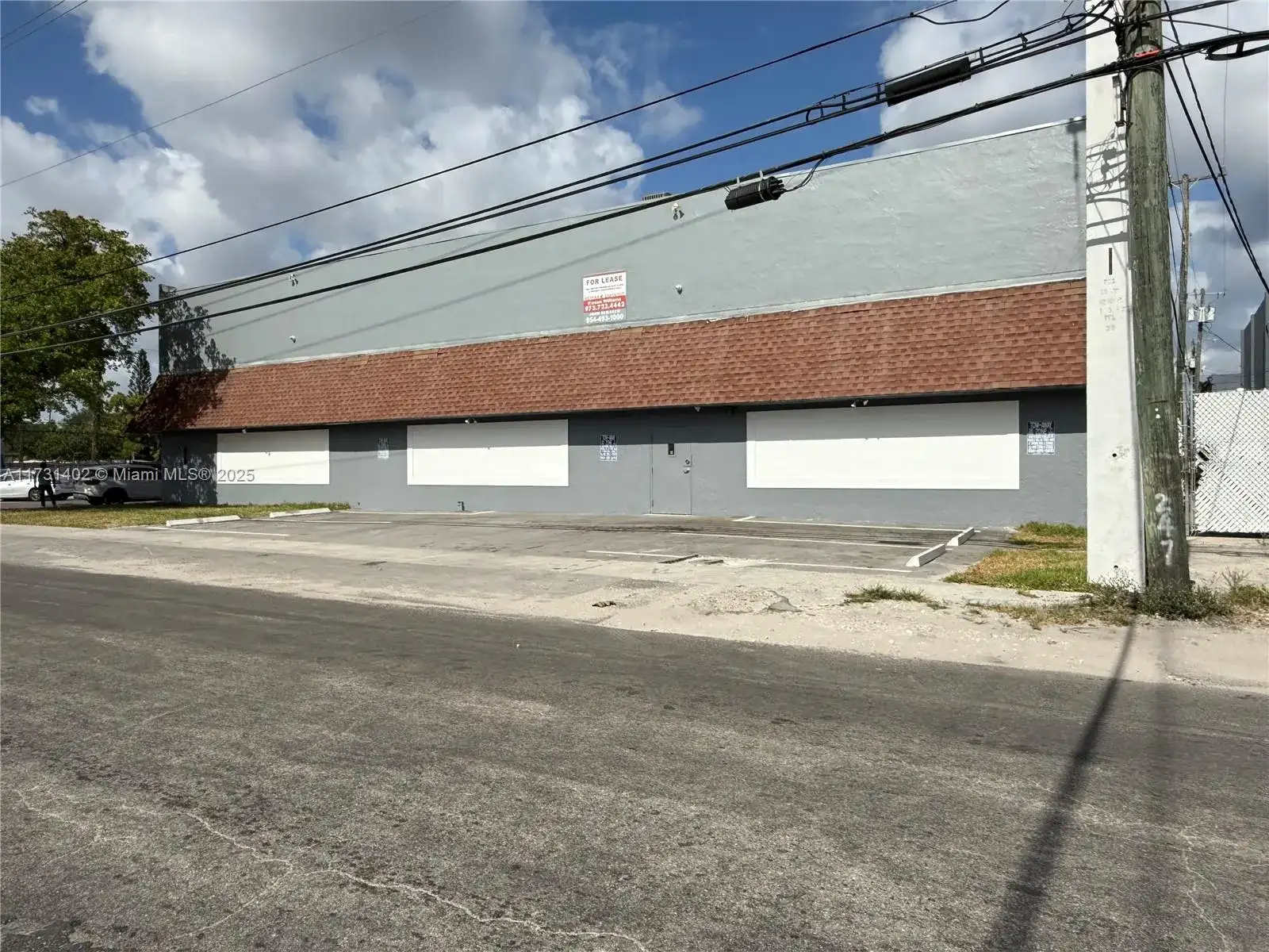 5801 Plunkett St, Hollywood FL 33023 photo 2