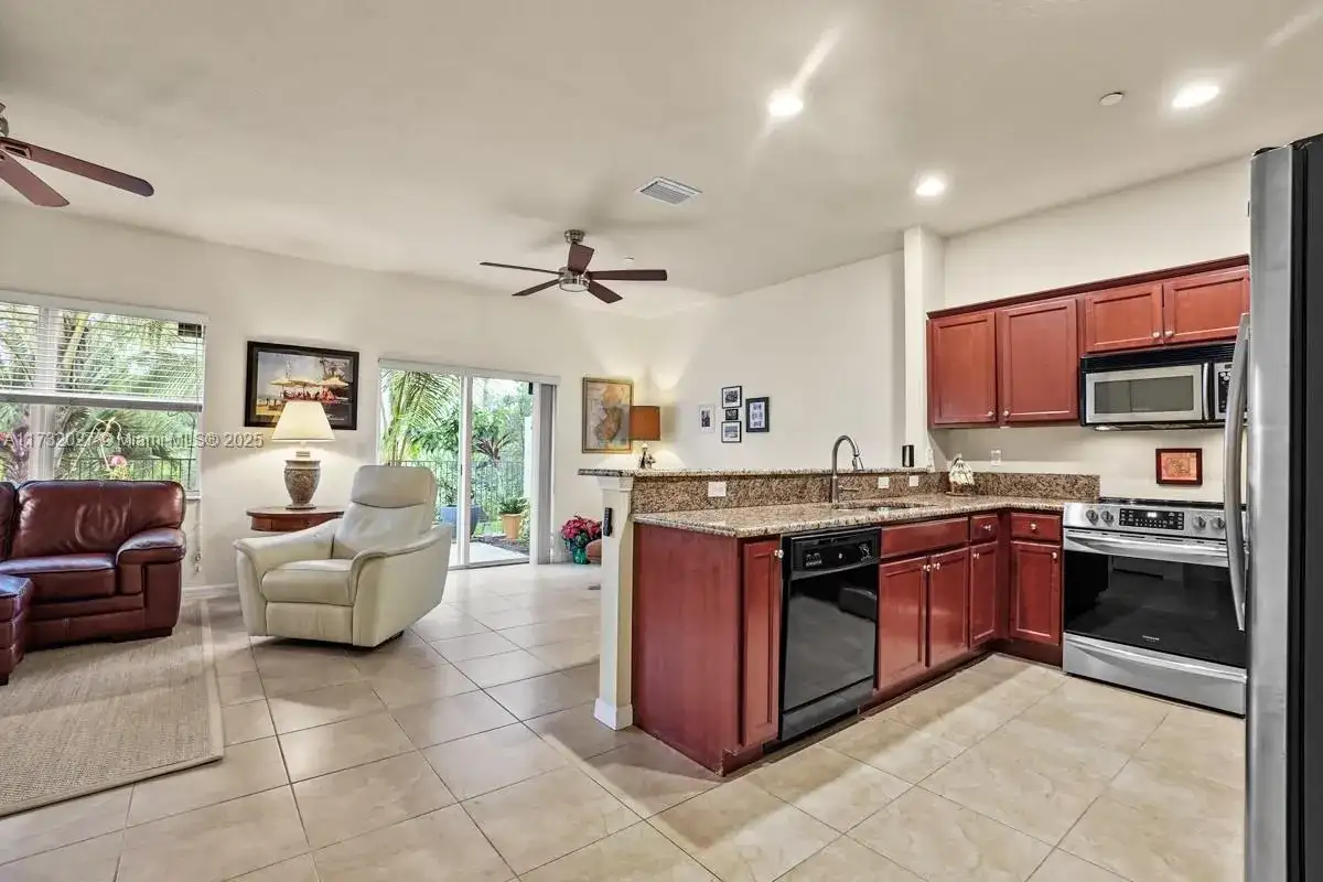 55 SW Squirrel Nest Way, Stuart FL 34997 photo 5