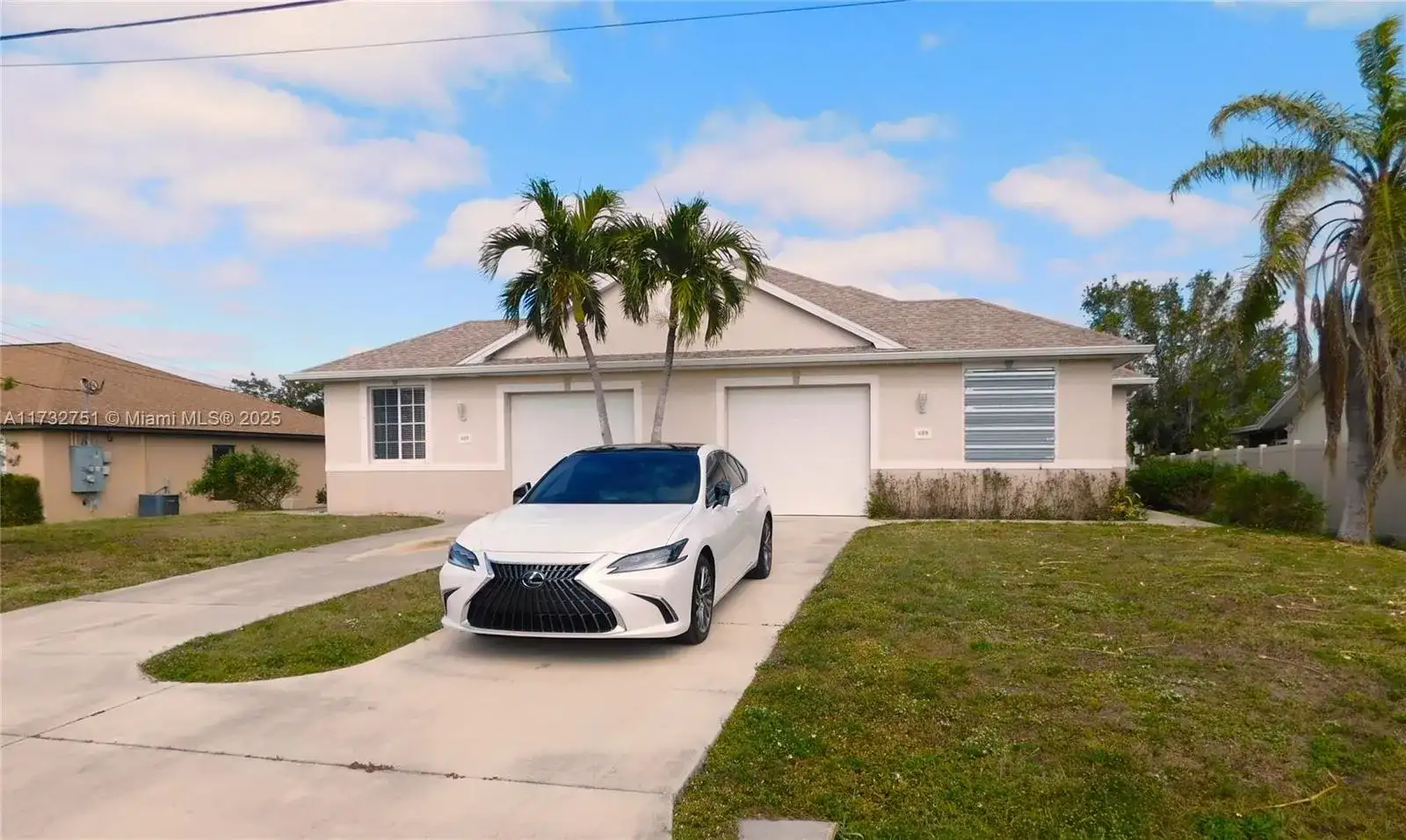 617 SE 7 ST, Cape Coral FL 33990 photo 2
