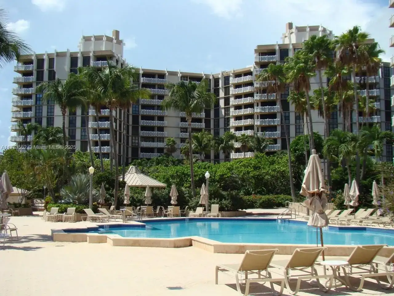 1121 Crandon Blvd # E904, Key Biscayne FL 33149 photo 2