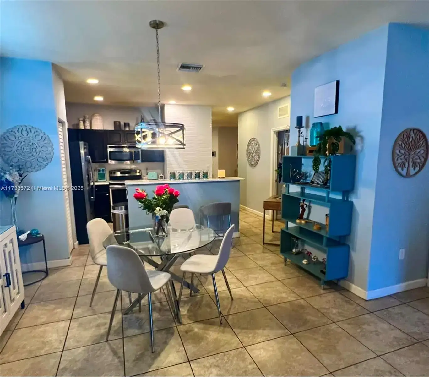 536 SE 33rd Ter, Homestead FL 33033 photo 2
