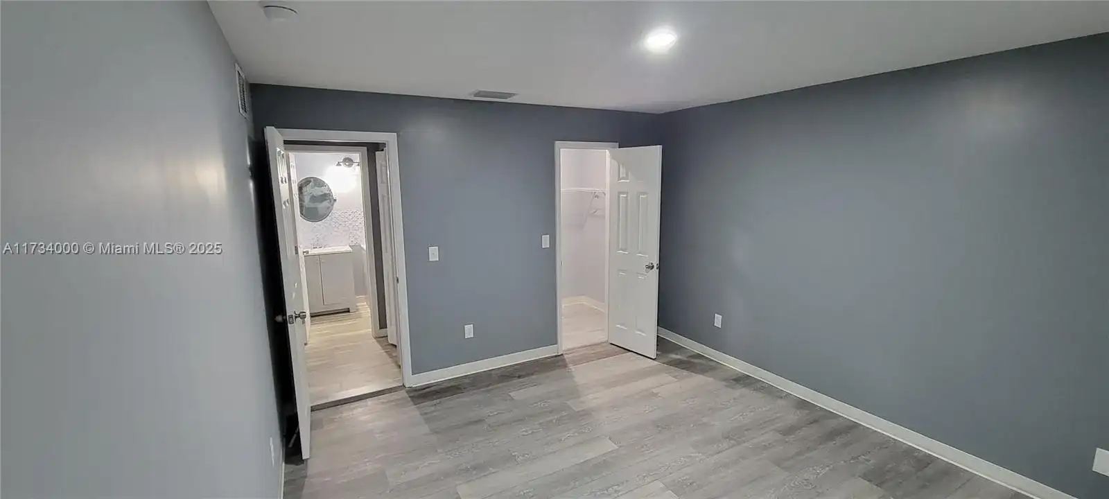 13285 ARBOR POINTE CIRCLE # 104, Tampa FL 33617 photo 2
