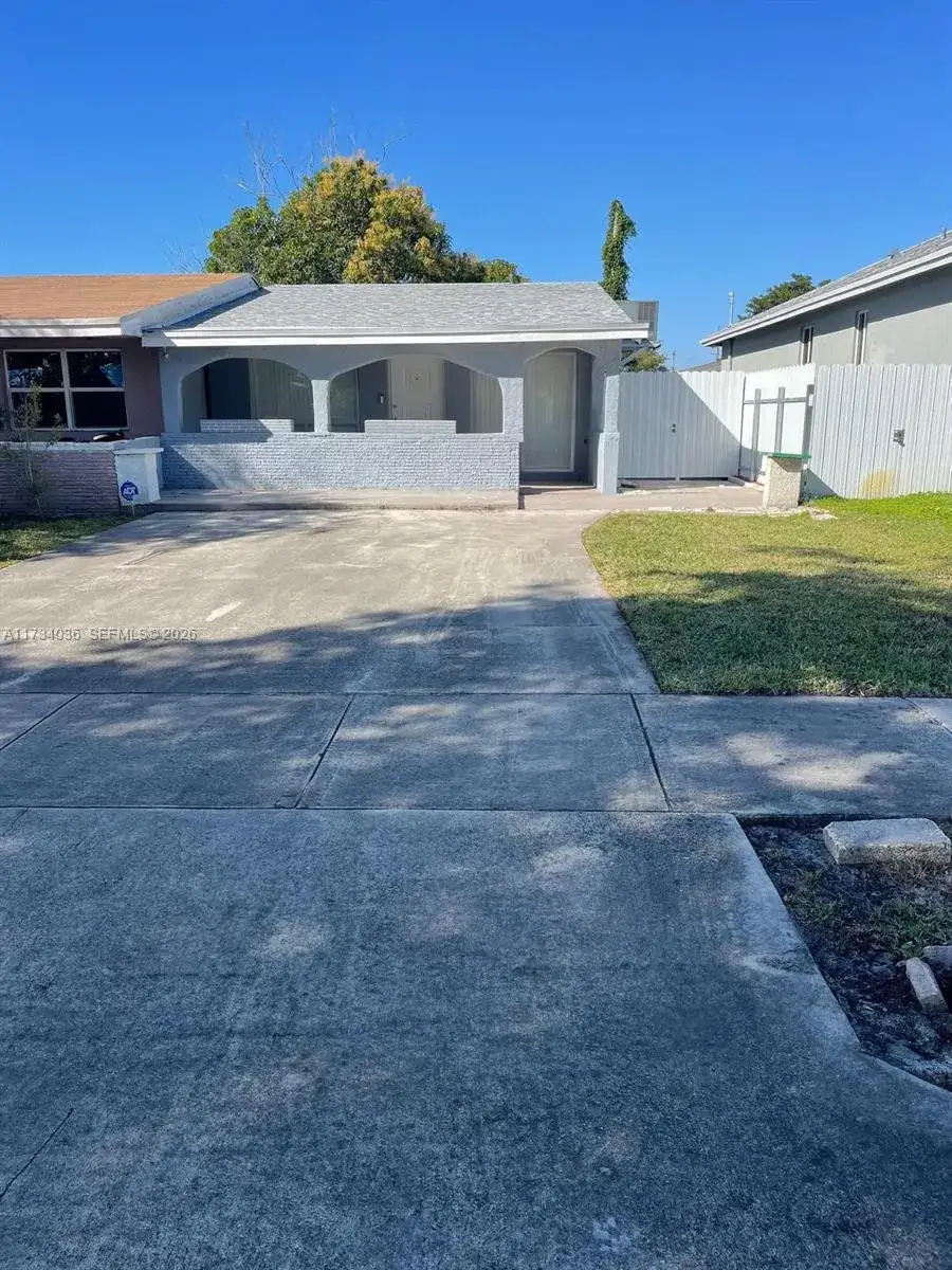 1187 NW 29th Ter, Fort Lauderdale FL 33311 photo 3