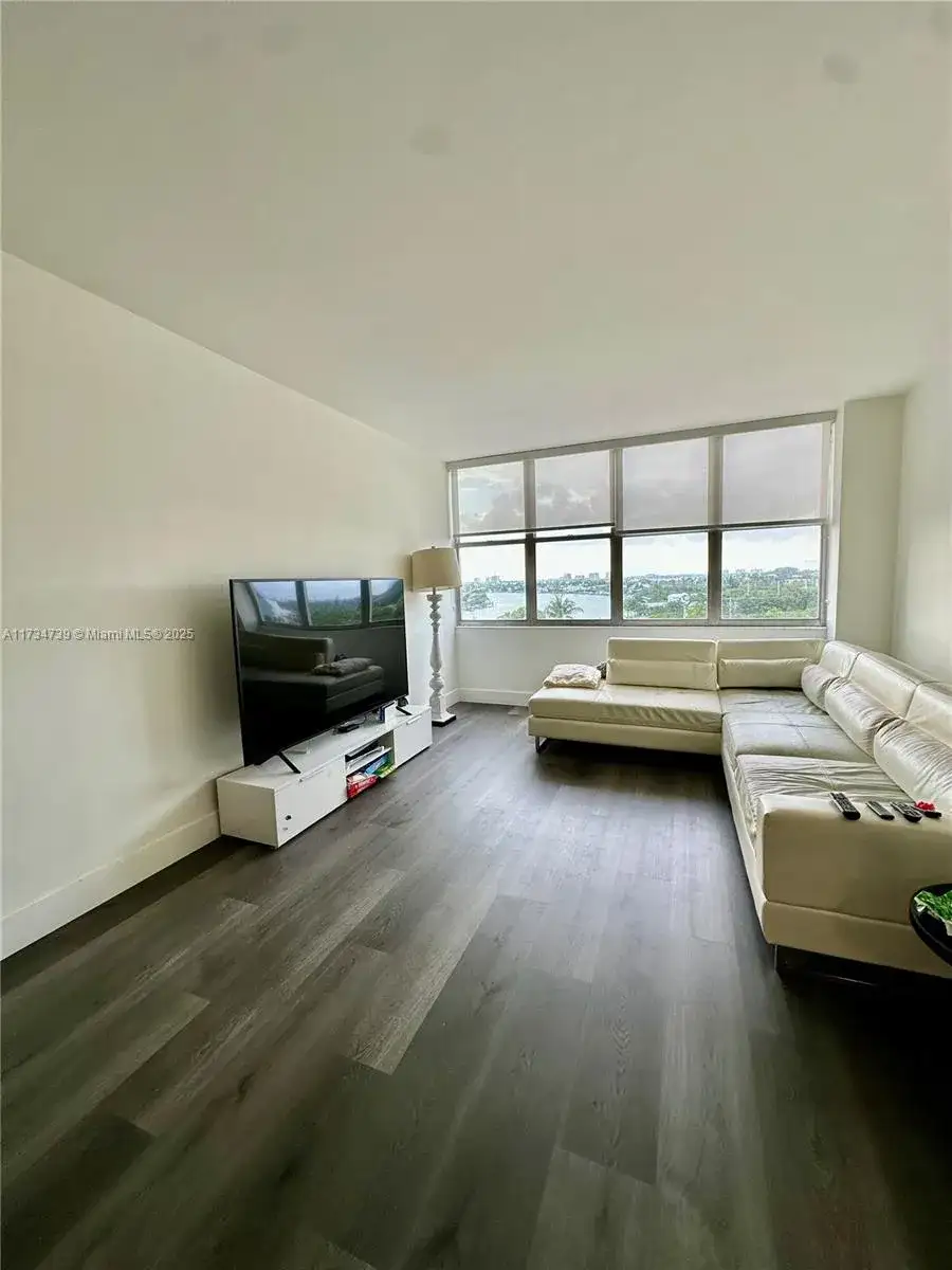 7441 Wayne Ave # 6B, Miami Beach FL 33141 photo 2