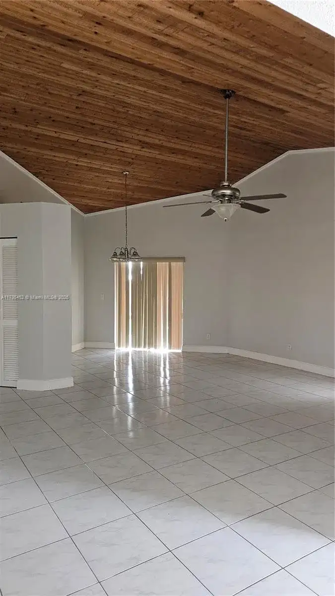 1021 SW 109th Ave # 0, Pembroke Pines FL 33025 photo 5