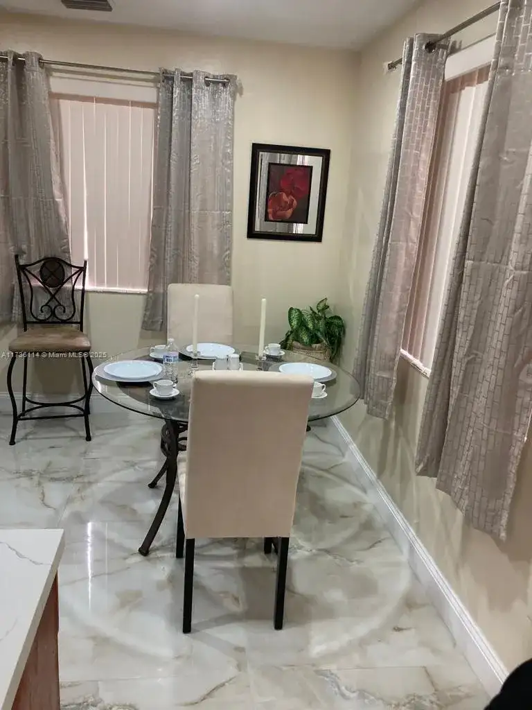 457 NE 140th St # 1, North Miami FL 33161 photo 3