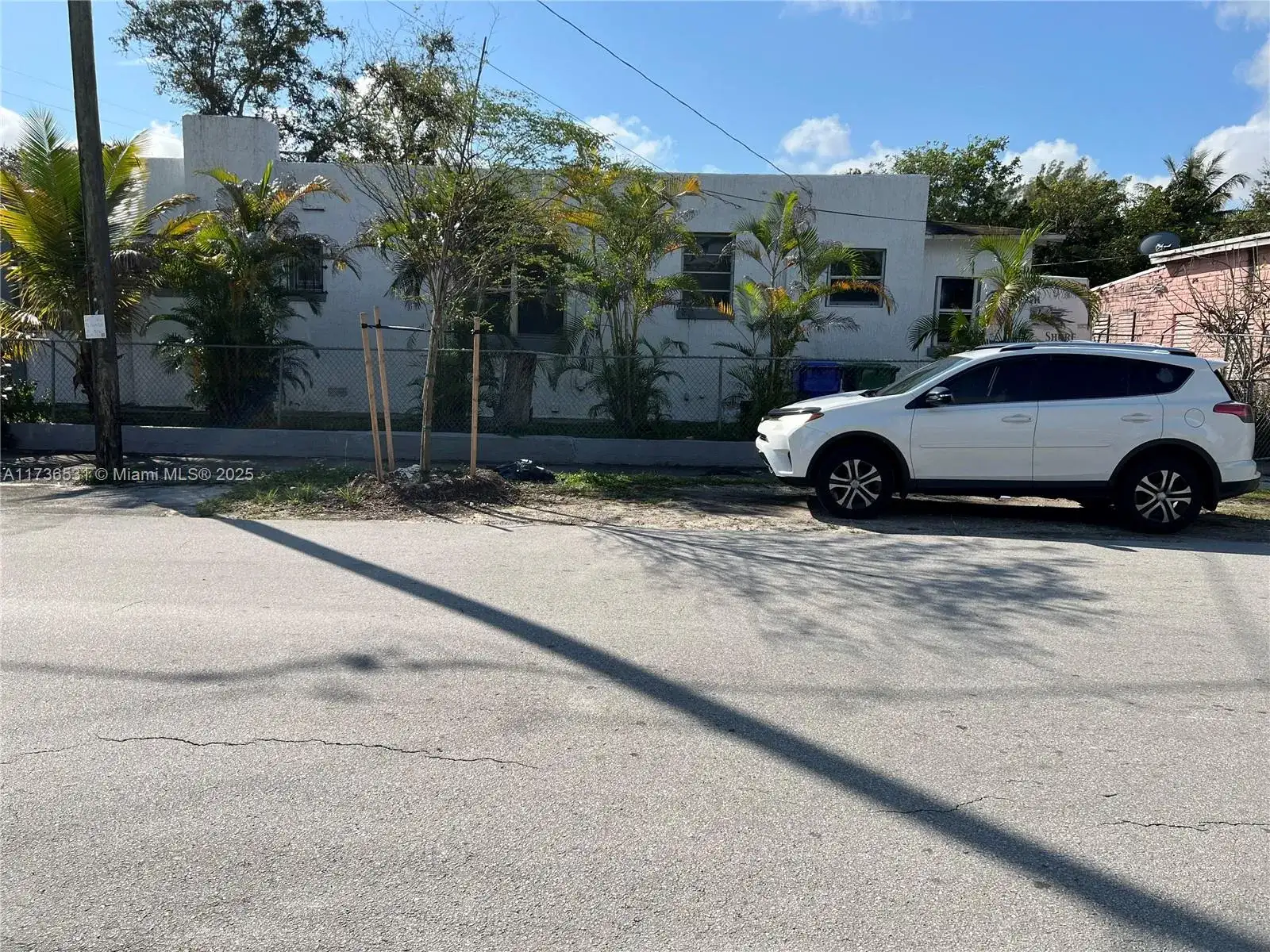 6730 NE MIAMI PL, Miami FL 33138 photo 3