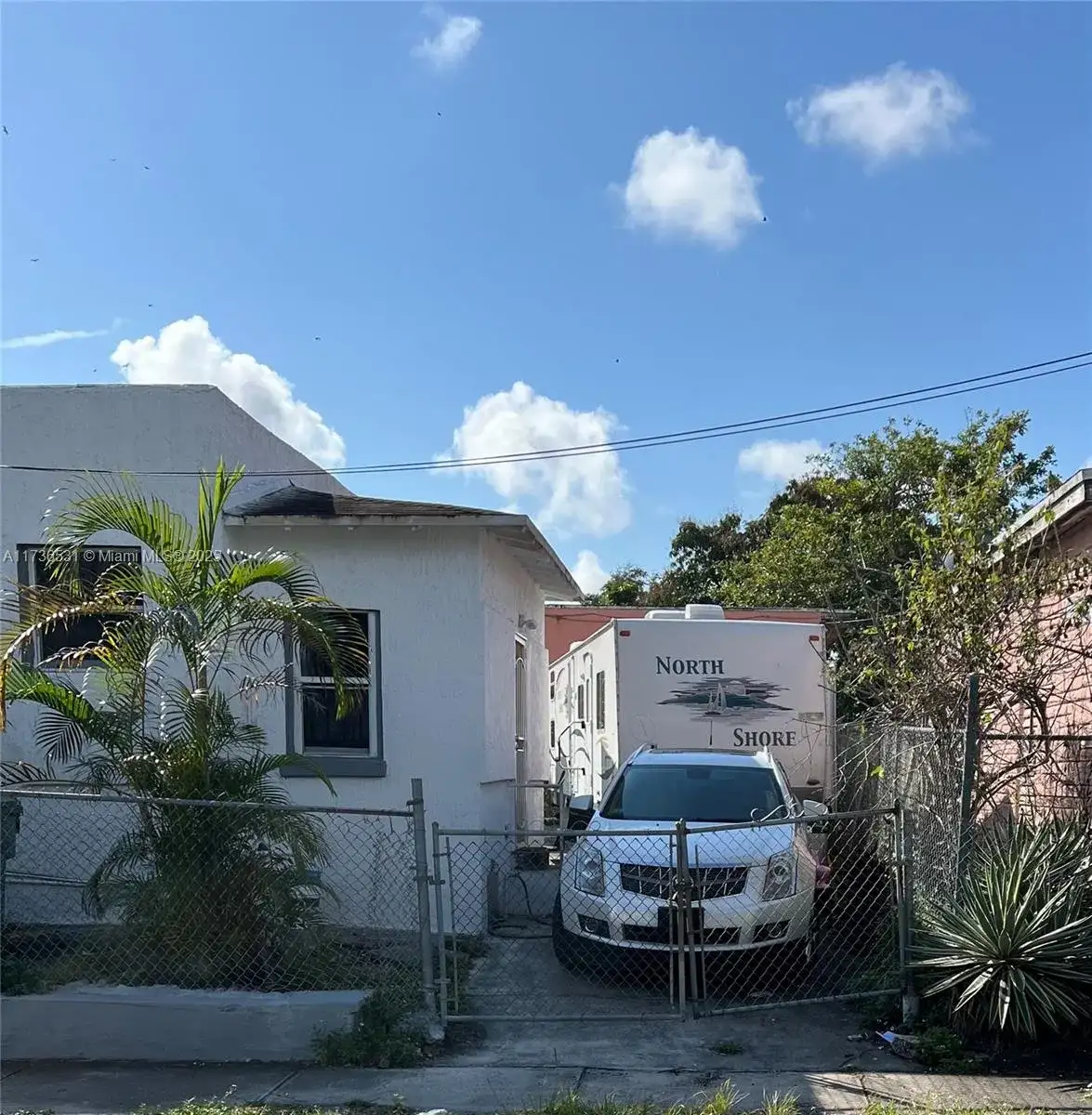 6730 NE MIAMI PL, Miami FL 33138 photo 5