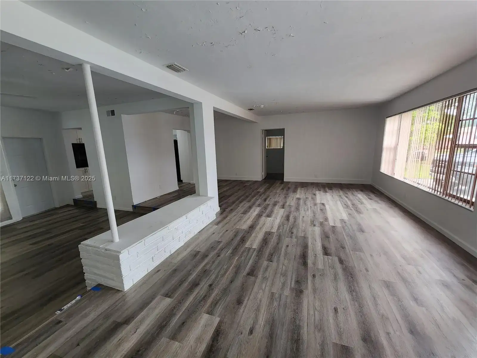 12620 NE Miami Ct, North Miami FL 33161 photo 5